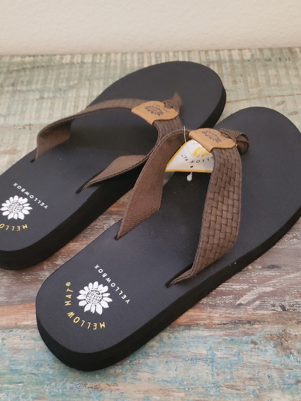 Yellow Box 'Nillian' Flip Flops 9 - Picture 2 of 6